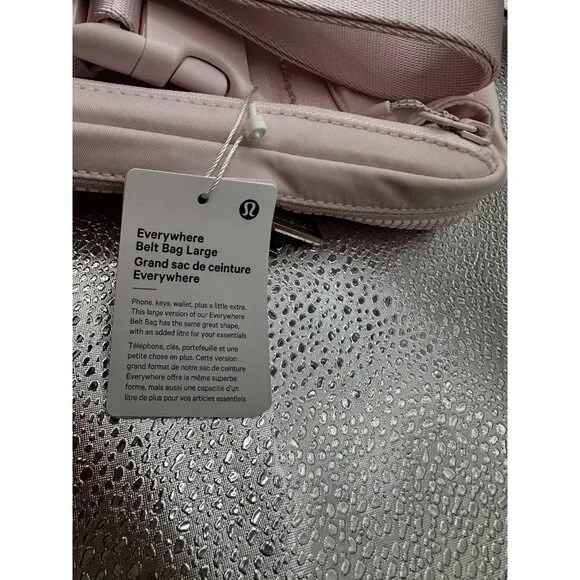 NWT Lululemon Everywhere Belt Bag Large 2L Blissful Pink Sold out on line - Picture 14 of 16